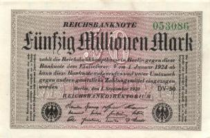 Német Birodalom / Weimari Köztársaság 1923. 50.000.000M (2x) fehér papíron, közeli sorszámokkal T:I