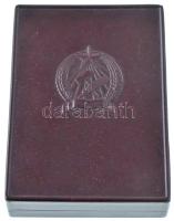 ~1950. "Szakma kiváló dolgozója" Rákosi-címeres zománcozott kitüntetés hátoldalán "95...