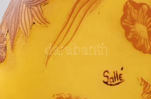 Gallé jelzéssel: virágmintás váza. Jelzett, hibátlan, m: 22 cm