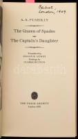 Pushkin, A.S.: The Queen of Spades; The Captain&#039;s Daughter. London, 1970, Folio Society. Angol nyelven. Clarke Hutton rézkarc illusztrációival. Kiadói aranyozott gerincű félvászon-kötésben, belső kötéstáblán Ex libris Folio Society, címlapon tulajdonosi névbejegyzéssel, jó állapotban.