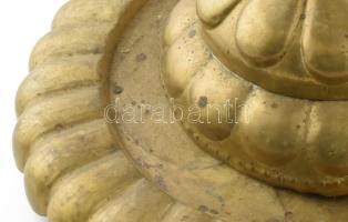 cca 19. sz vége, Ottomán ételmelegítő / szamovár / füstölő. Kalapált rézlemez, alján fával megerősít...