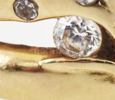 Arany (Au) 14K gyűrű apró kövekkel, 2 db, jelzett, egyik deformációval, bruttó: 3,7 g