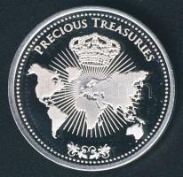 Vatikán DN "Becses kincsek - Michelangelo: Ádám teremtése" ezüstözött emlékérem, részben a...