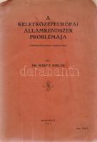 Makay Miklós: A keletközépeurópai államrendszer problémája. Történetpolitikai tanulmány. Budapest, 1928. (Fővárosi Nyomda Rt.) 20 p. Egyetlen kiadás. Makay Miklós geopolitikai tanulmánya szerint a békeszerződések fő hibája volt, hogy a nyugati döntéshozók a kulturálisan igen heterogén Kelet-Közép-Európában a nyugati államokhoz hasonló nemzetállamokat kívántak létrehozni. A szerző szerint a területen a XVIII. század végéig folyamatos népmozgások miatt nem is alakulhatott ki a nyugatihoz fogható nemzetállami koncepció, történeti okok miatt nem is lehetséges tartósan idegen elveket a területre kényszeríteni. A szerző végső soron a Kárpátoktól Görögországig terjedő területen egy föderatív Kelet-Közép-Európai Államszövetség létrehozása mellett érvel, egyes területeken (Erdély) belső határmódosításokkal. Néhány oldalon jegyzetek. Fűzve, sérült kiadói borítóban.