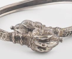 Ezüst (Ag) karkötő, jelzett, törött, nettó: 10,7 g