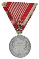 1914. "Ferenc József II. osztályú Ezüst Vitézségi Érem" peremen jelzetlen Ag kitüntetés er...