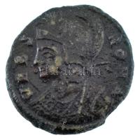 Római Birodalom / Siscia / I. Constantinus 330-340. AE3 (2,34g) T:XF,VF  Roman Empire / Siscia / Constantine I 330-340. AE3 "VRBS ROMA / [..] SIS dot" (2,34g) C:XF,VF