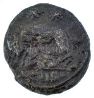 Római Birodalom / Siscia / I. Constantinus 330-340. AE3 (2,34g) T:XF,VF 
Roman Empire / Siscia / Co...