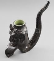 Ördögfej alakos pipa alakú kerámia bórkóstoló edény, kis kopással, jelzés nélkül, 23x24 cm
