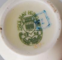 Zsolnay búzavirág mintás pohár. Jelzett, hibátlan, m: 6,5 cm