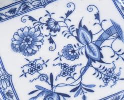 Meissen 10 darabos szervírozó szett, tálak, kínálók, jelzett, sérülésekkel, d: 19,5-24 cm, 21x21 cm ...