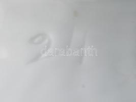 XIX. sz. vége, Porcelán kalamáris. Sorszámozott, kézzel festett, kopott, tűzhibával, tégelyen repedé...