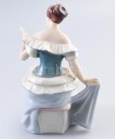 Royal Dux hölgy. Jelzett, kézzel festett, hibátlan, m: 15 cm