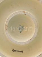 Hummel kéményseprő kisfiú. Jelzett, kézzel festett, hibátlan, m: 14,5 cm