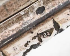 Ezüst (Ag) névjegykártyatartó, jelzett, 8×6,5 cm, nettó: 75,8 g