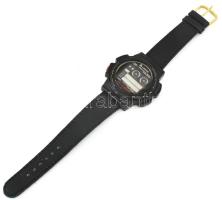 Lorus Sports retro karóra. Kvarc, bőr szíjjal, karcokkal, kijelzőlap 20x23 mm