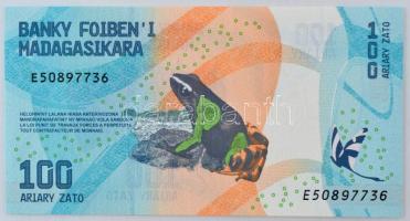 Madagaszkár 2017. 100A "E50897736" T:UNC  Madagascar 2017. 100 Ariary "E50897736" C:UNC  Krause P#97