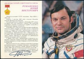 Jurij Viktorovics Romanyenko (1944- ), szovjet űrhajós aláírása képen / Signature of Yuriy Viktorovich Romanenko (1944- ) Soviet astronaut on card