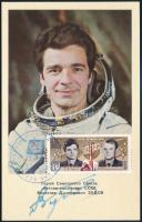 Vjacseszlav Dmitrijevics Zudov (1942-) szovjet űrhajós autográf aláírása képen. / Autograph signature of Vyacheslav Dmitriyevich Zudov Soviet astronaut on picture