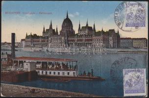 Budapest V. Parlament sétagőzössel