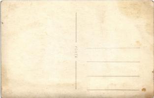 Katonák a laktanyában / military barracks, group of soldiers. photo (EK)