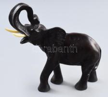 Elefánt műgyanta szobor. 18x16 cm