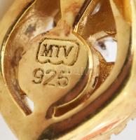 - 
Emporia aranoyzott ezüst (Ag) fülbevalópár gyémánttal, 0,03 cts tanúsítványal, eredeti dobozában...