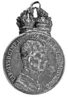 1917. "Károly Ezüst Katonai Érdemérem" peremen jelzett Ag kitüntetés mellszalag nélkül T:V...