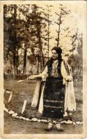 1938 Pietris, Romanian folklore, spinning woman. photo (fl)