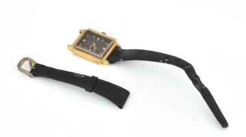 Roamer női karóra. Elemcserére szorul, szíjhiánnyal, karcokkal, számlap 20x15 mm