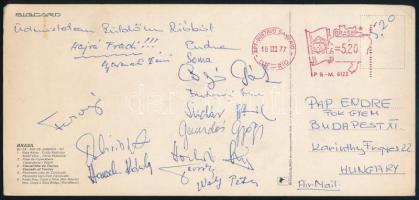 1977 A magyar férfi vízilabda-válogatott tagjainak aláírásai Rióból hazaküldött képeslapon, össz. 13 db, közte Gyarmati Dezső (1927-2013) szövetségi kapitány, Faragó Tamás (1952- ), Gerendás György (1954- ), Hauszler Károly (1952-2023), Budavári Imre (1956- ), Sudár Attila (1954- ), stb.