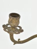 Ötágú gyertyatartó. Bronzírozott fém, ónix részekkel. Három oroszlánkörmös lábon, kopással, m: 37 cm