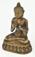 Sákjamuni Buddha. Réz, Tibet, XX. sz. első fele. Jelzés nélkül, m: 15,5 cm