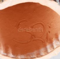 Szilágyi Mária: Hölgy tyúkkal. Jelzett, kis kopással, m: 14,5 cm