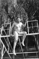 cca 1960 és 1975 között készült privát felvételek Balatonlellén (csónakázás, fürdés, ellenfényes akt...