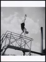 cca 1933 Tornagyakorlat, 1 db modern nagyítás, jelzés nélkül, 21x15 cm