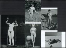 Különböző gyűjteményekből válogatott, szolidan erotikus felvételek, 5 db modern nagyítás, jelzés nélkül, 15x10 cm és 21x15 cm