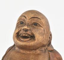 Nevető Buddha. Faragott fa, kis kopással, m: 14,5 cm
