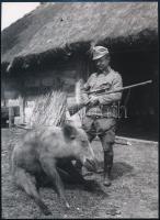 cca 1916 ,,Ellátmány a tiszti konyhára", Kerny István (1879-1963) budapesti fotóművész hagyatékából 1 db modern nagyítás, jelzés nélkül, 21x15 cm