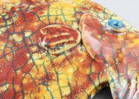 Szurdi Éva: 4 darab hal figura. Mázas kerámia, jelzett, kopással, 18x16 cm alatt