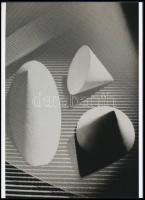 cca 1939 Kepes György (1906-2001) magyar - amerikai festő- és fotóművész felvétele, a néhai FOTÓ újság (1954-1989) archívumából 1 db modern nagyítás, jelzés nélkül, 21x15 cm