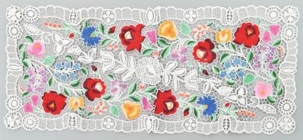 Kalocsai Richelieu csipke, hímzett terítő, 76x33 cm