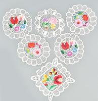 Kalocsai Richelieu csipke tétel, 6 db hímzett alátét / terítő, d: 14 cm körül