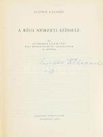 Csathó Kálmán: Ilyeneknek láttam őket. I-II. köt. I. köt.: Ilyeneknek láttam őket. Régi Nemzeti Színház arcképalbum.; II. köt.: A régi Nemzeti Színház. Ilyeneknek láttam őket. Régi Nemzeti Színház arcképalbum II. kötete. Bp., 1957-1960, Magvető. Kiadói félvászon-kötések, kissé kopott borítókkal. A szerző, Csathó Kálmán (1881-1964) író, színházi rendező, színházigazgató által DEDIKÁLT példány!