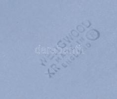 Wedgwood angol relief díszítéses biszkvit porcelán gyűrűtartó szelence. Eredeti csomagolásában, dobo...