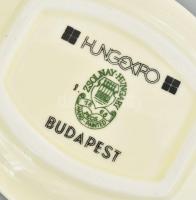 Zsolnay törtfehér alapon virágmintás hamuzó. Alján Hungexpo felirattal. Jelzett, hibátlan, 12x8,5 cm