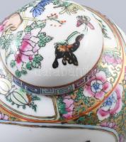 Kínai teafűtároló edény. Jelzett, kézzel festett, hibátlan, m: 11,5 cm