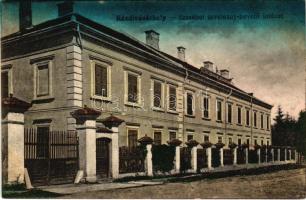 Kézdivásárhely, Targu Secuiesc; Erzsébet árvaleány nevelőintézet. Turóczi István kiadása / orphan girl school