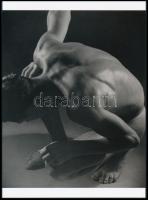 cca 1939 Steiner Andor (1901-1978) később André Steiner, magyar - francia fotóművész felvétele, 1 db modern nagyítás, jelzés nélkül, 21x15 cm