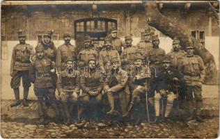1916 K.u.k. XXV/37. Marschbaon III. Marschkomp. / Cs. és kir. katonák csoportképe / WWI Austro-HUngarian military group photo, soldiers + K.U.K. ETAPPENPOSTAMT 198 (EK)